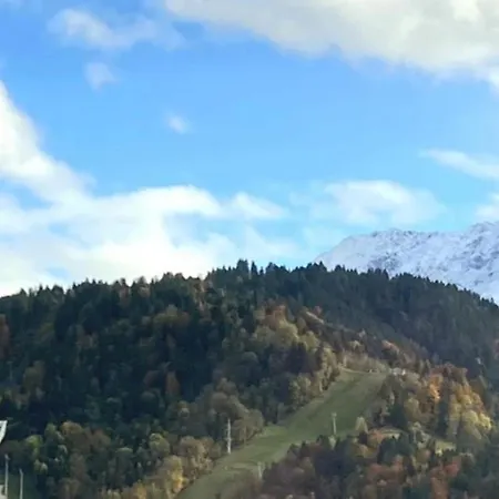 Апартаменти Berglounge In